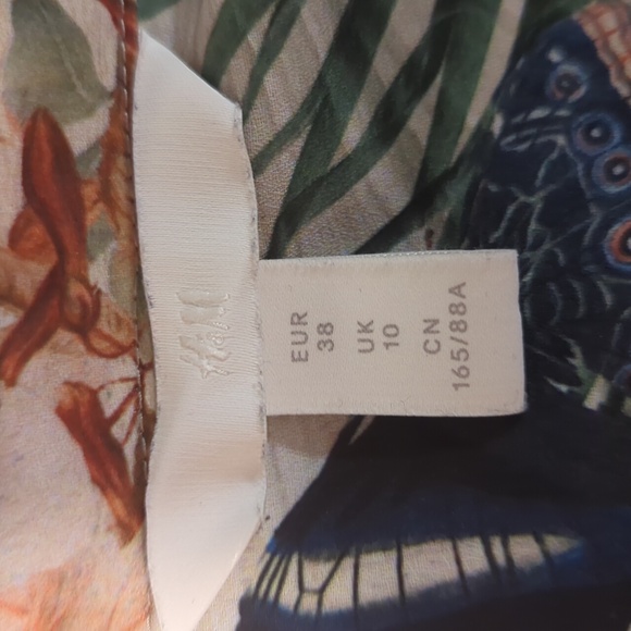 H&M Jungle print blouse - Picture 3 of 3